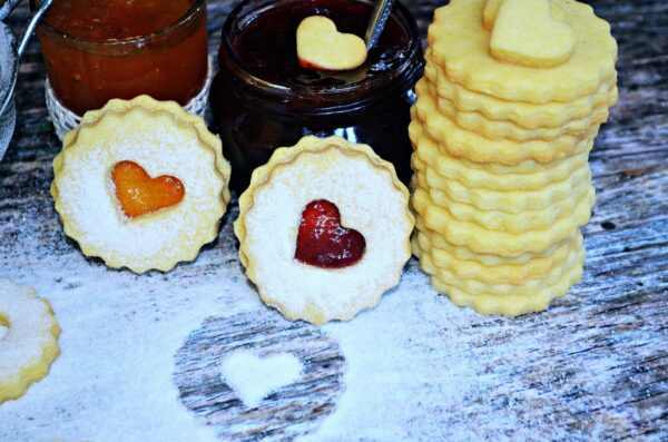 lekváros linzer