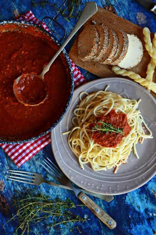 paradicsomos tonhalas spagetti tészta
